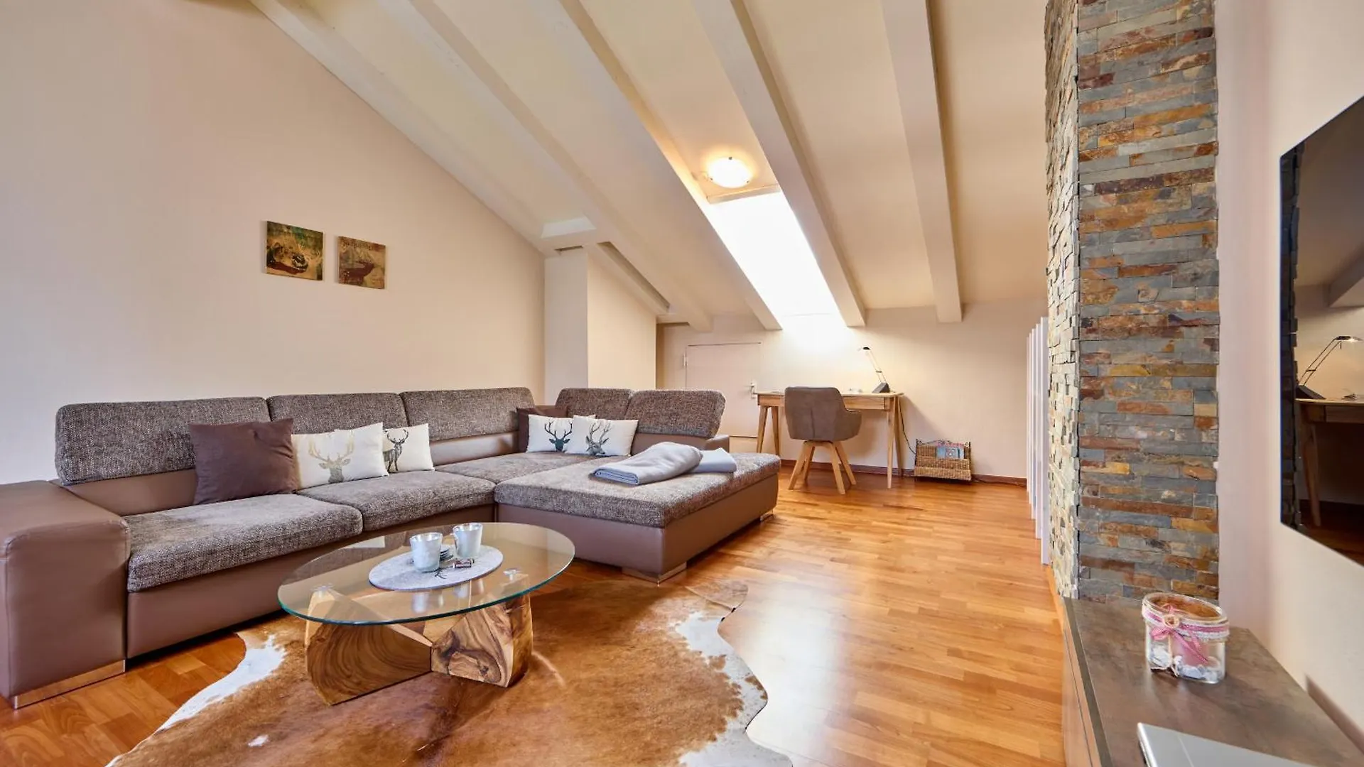 Platzhirsch Apartment Garmisch-Partenkirchen Germany